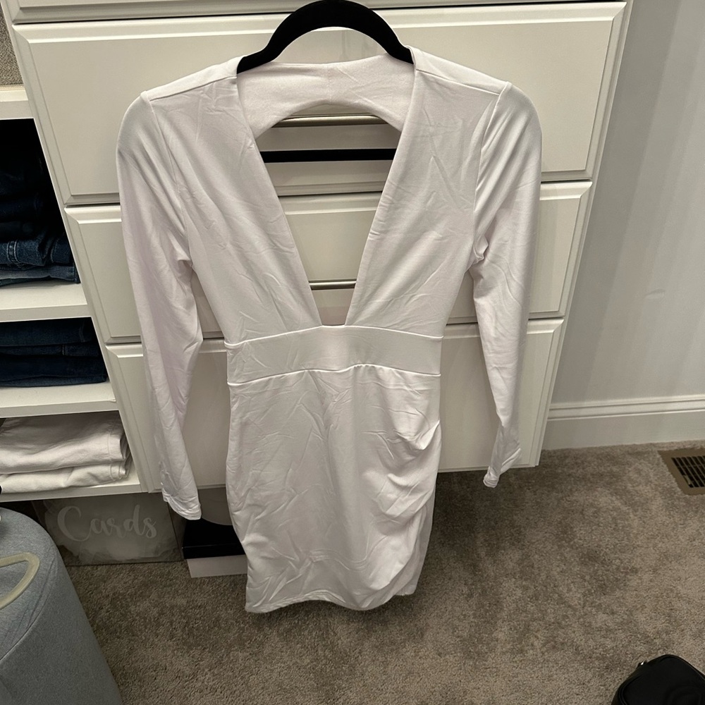 White long sleeve dress